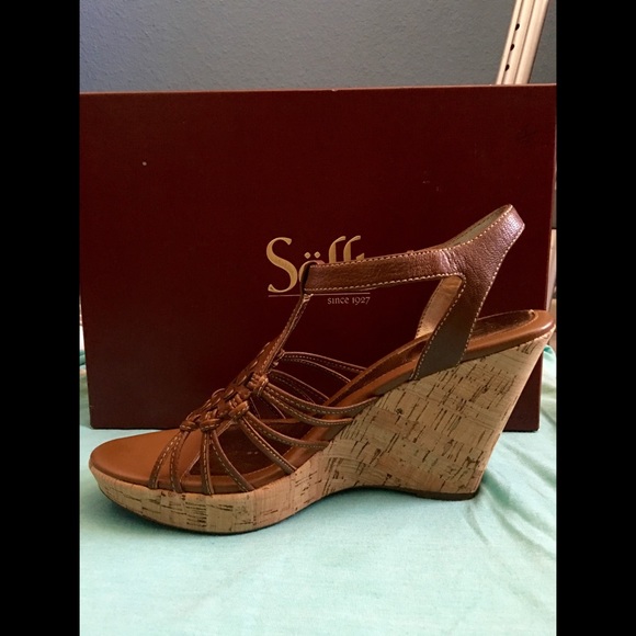 Sofft Shoes - Sofft Wedge Heel size 10
